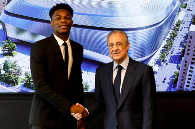 开云登录入口-楚阿梅尼亮相皇马：姆巴佩邀请过我但我只想去皇马